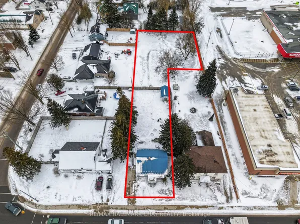 415 Main St N, Wellington North, ON N0G 2L1