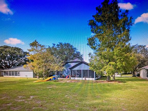 5th image of 636 Zachary Dr