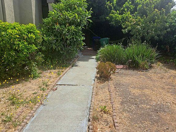 2nd image of 506 Marina Way