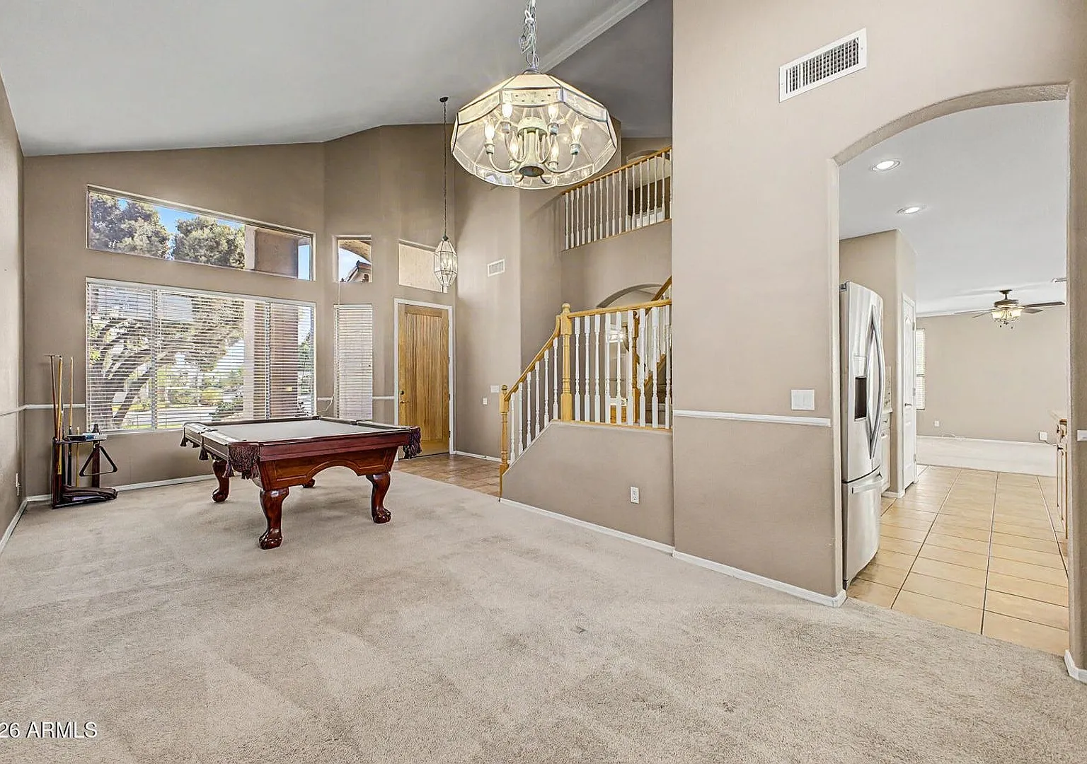 Beautiful 5 Bedroom home in Gilbert — Photo 2
