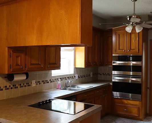 4th image of 6315 Seegers Trail Dr