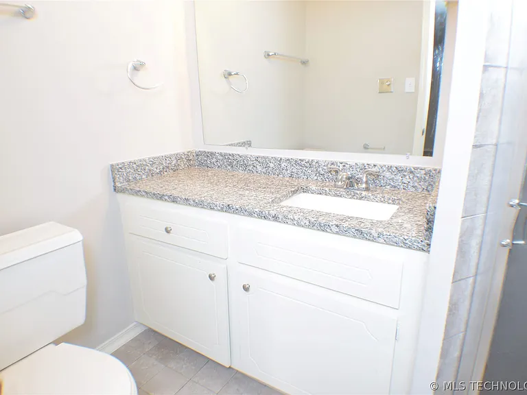 4711 S Fulton Pl — Photo 13
