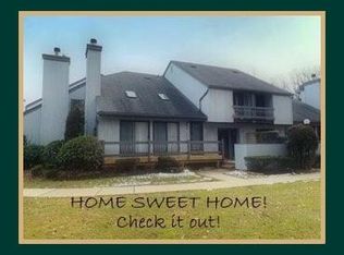 32 White Oak Ct #32, Monmouth Junction, NJ 08852