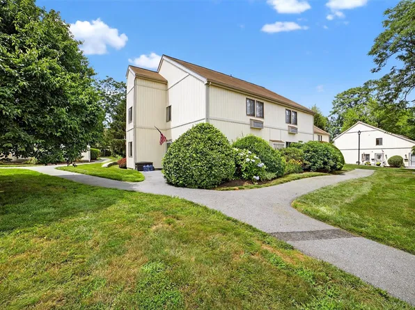 13 Cromwell Place #A, Mohegan Lake, NY 10547