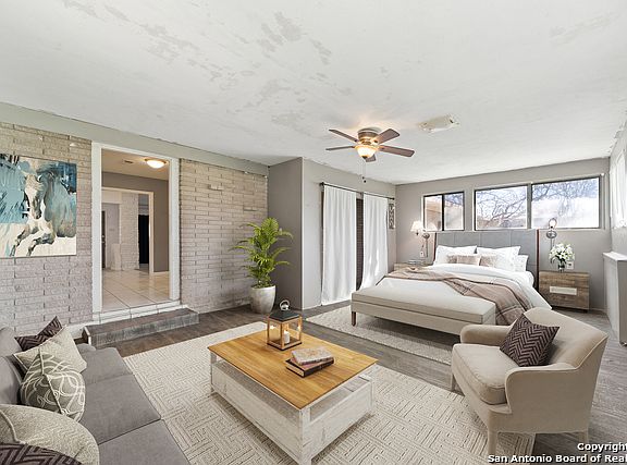 4th image of 131 Gaiety Ln
