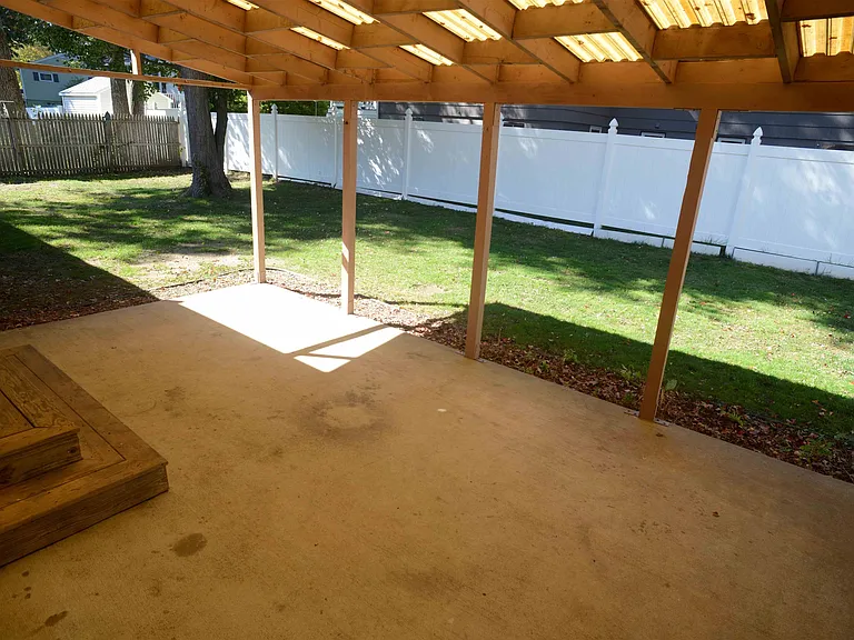 311 McKinley Rd — Photo 17