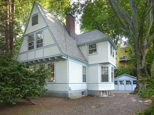 53 Brington Rd, Brookline, MA 02445