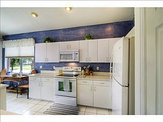 4th image of 25268 Pelican Creek Cir APT 202