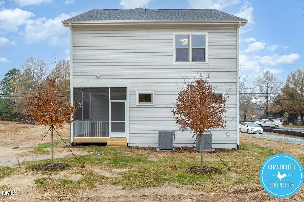 4 bed, 3.5 bath, 2643 sqft, $4,600 — Photo 3