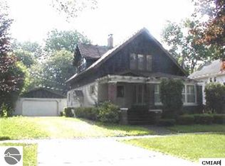 720 N Woodworth Ave, Alma, MI 48801