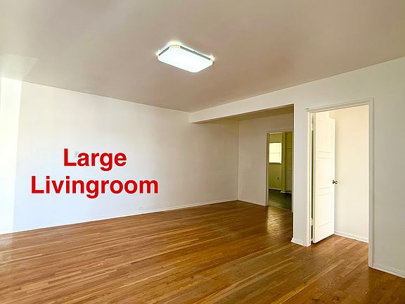 2nd image of 3355 Vineland Ave #A