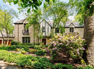 2170 E Broad St, Columbus, OH 43209