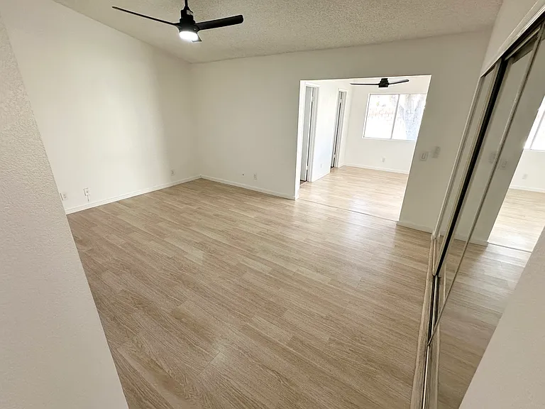 28821 Avenida Duquesa — Photo 20
