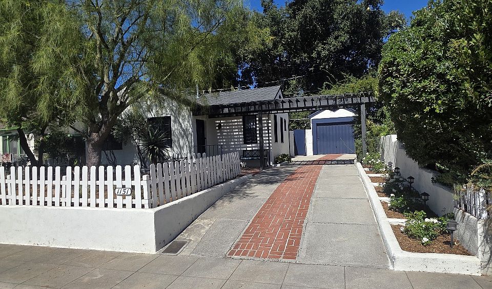 1st image of 1151 Heather Sq