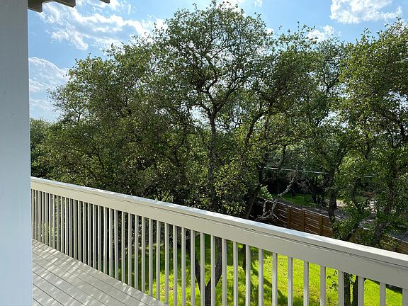 5th image of 14946 Arrowhead Dr #A