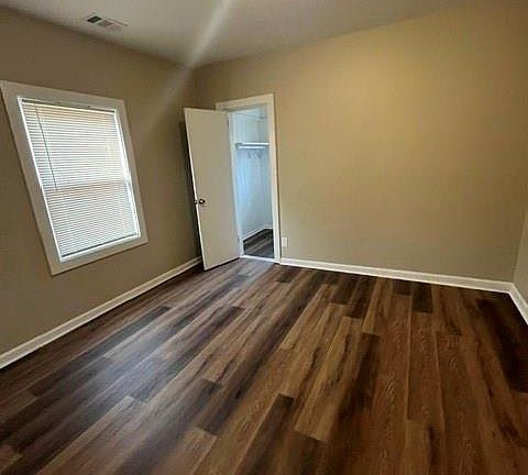 4th image of 771 Harold St