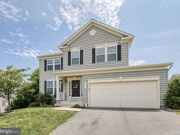 2nd image of 12 Latham Ln