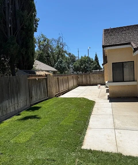 Second backyard patio off of the formal dinning room