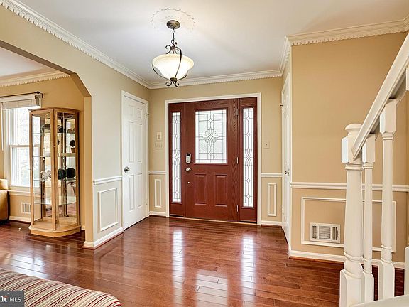 2nd image of 3109 Hannahs Pond Ln