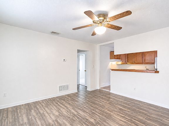 2nd image of 310 Charles St #3