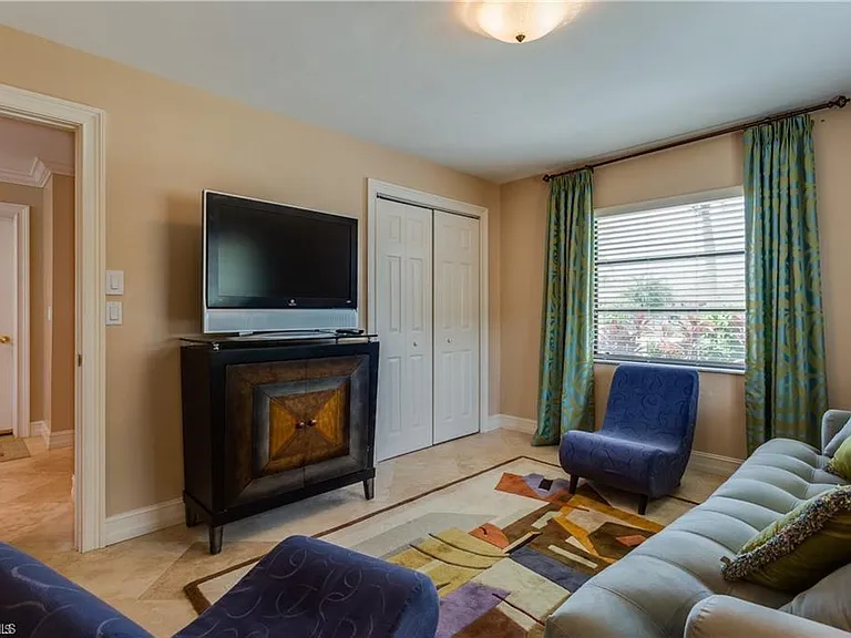 630 95th Ave N #S — Photo 11