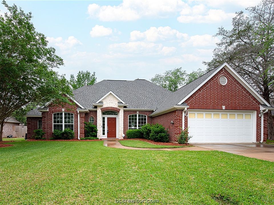 1st image of 3910 Park Hurst Dr