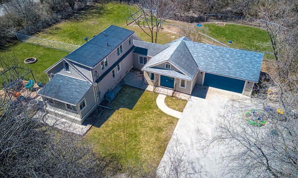 1st image of 8137 N 44th St