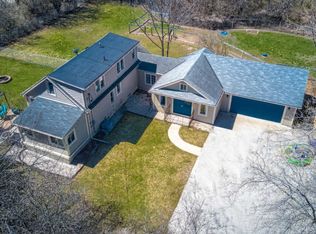 8137 N 44th St, Brown Deer, WI 53223