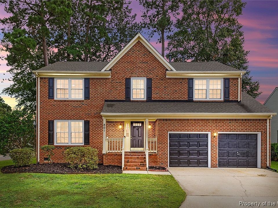 1st image of 801 Bishop Ct