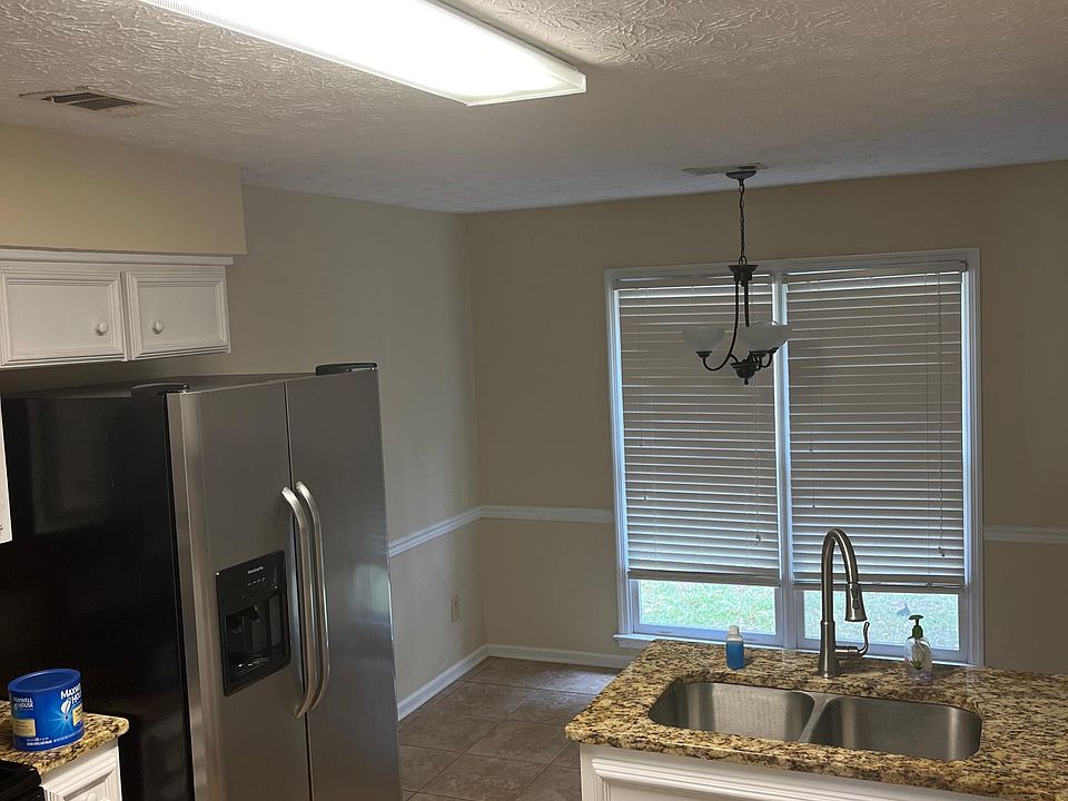 2nd image of 6992 Oakwood Ct