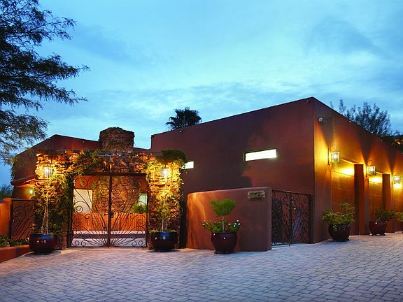 3rd image of 5645 N Via Salerosa