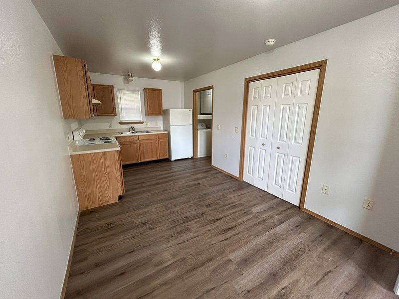 1st image of 1635 W Neptune St APT 5