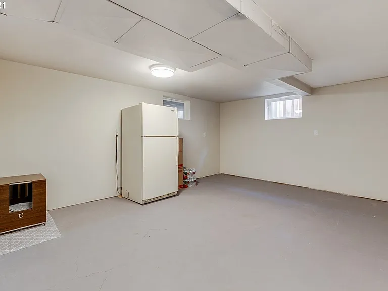 1823 N Ainsworth St — Photo 19