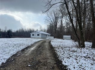 1788 Mills Rd, Ashtabula, OH 44004