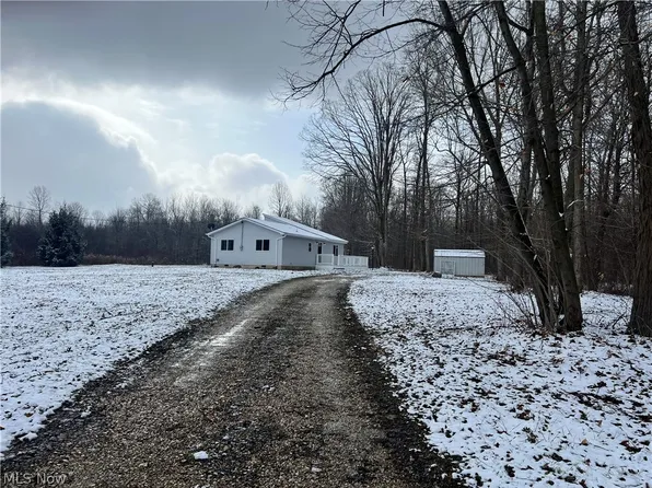 1788 Mills Rd, Ashtabula, OH 44004