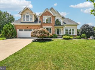 606 Firethorn Ct, Mount Airy, MD 21771