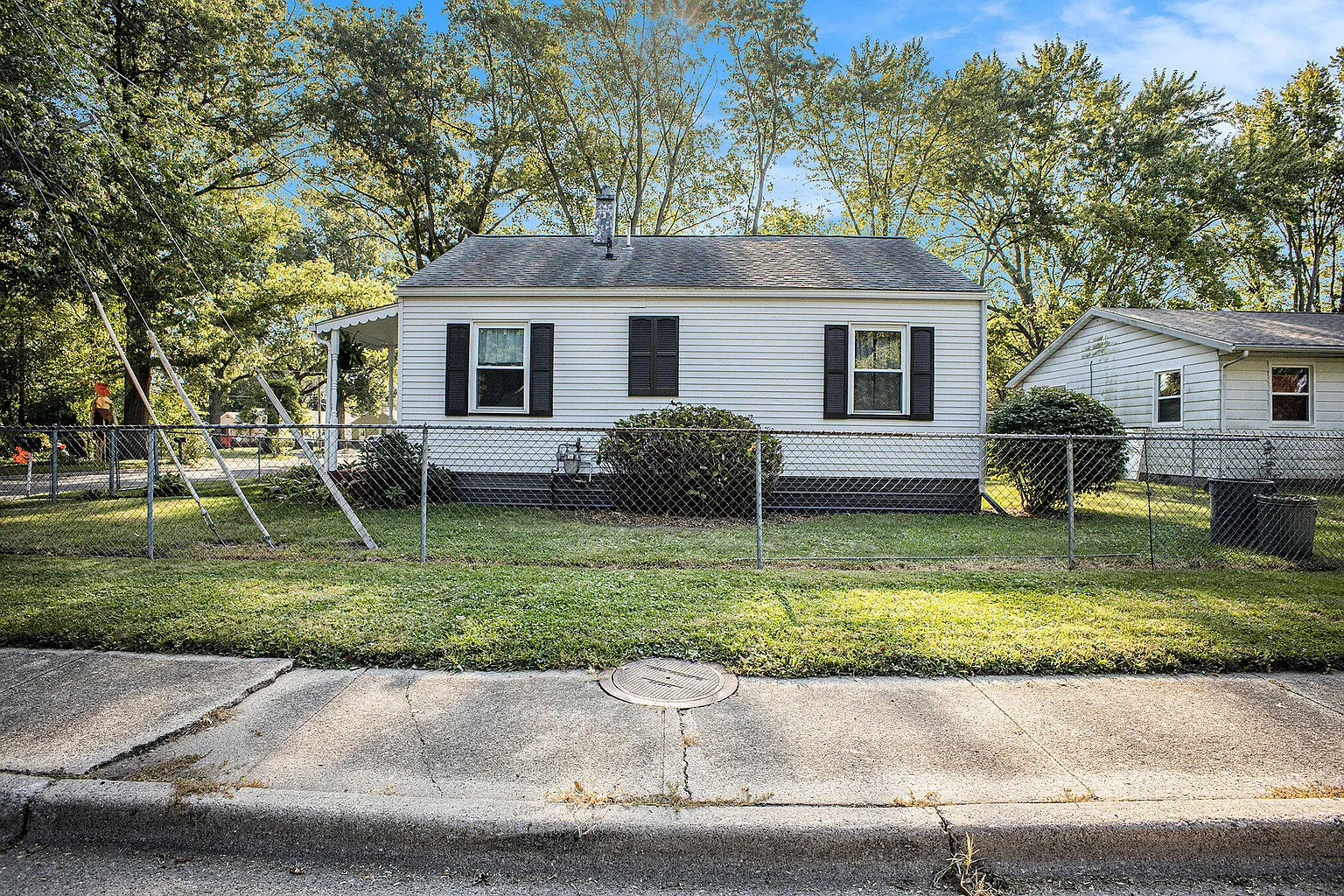 502 Circle Dr photo 1