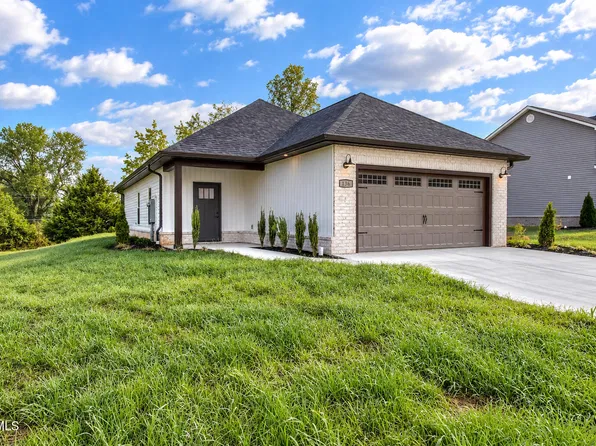 136 Ervin Loop, Erwin, TN 37650