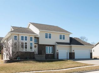 4403 Cumberland Ln, Iowa City, IA 52245