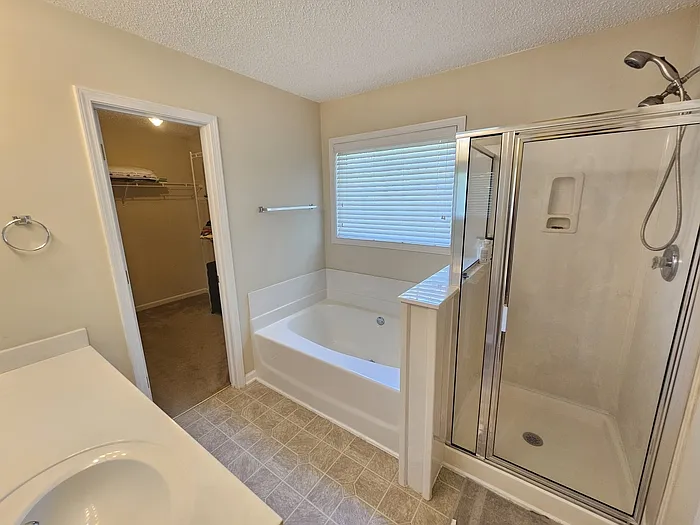 207 Hope Creek Dr — Photo 13