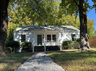 713 Monroe Dr, Raleigh, NC 27604