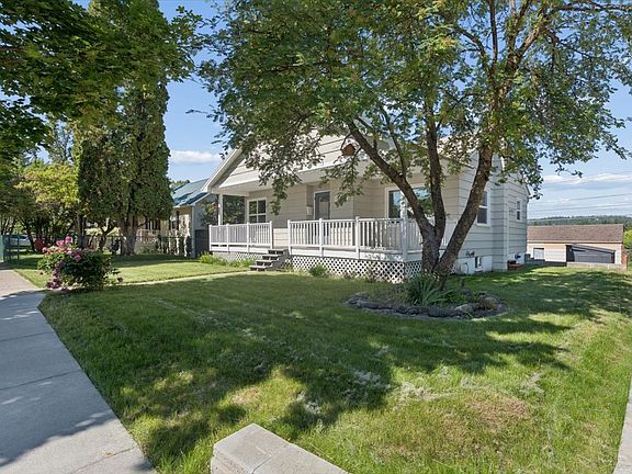 3rd image of 604 Columbia Ave