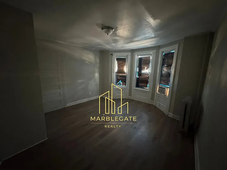 115-117 Seymour Ave #11 — Photo 4