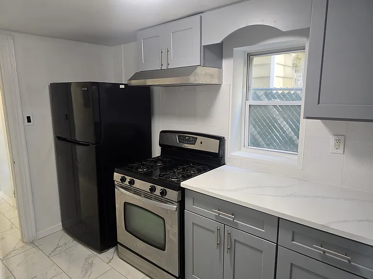 1747 Mahan Ave #1 — Photo 1