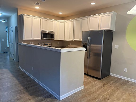 4th image of 8409 Summerford Dr