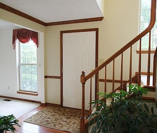 5th image of 1098 Alexandria Ln