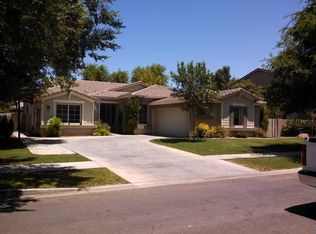 2832 E Lexington Ct, Gilbert, AZ 85234