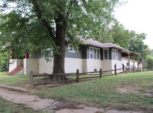 320 N Lincoln Ave, Anthony, KS 67003