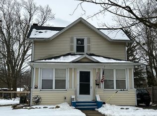 146 E Summit St, Chelsea, MI 48118