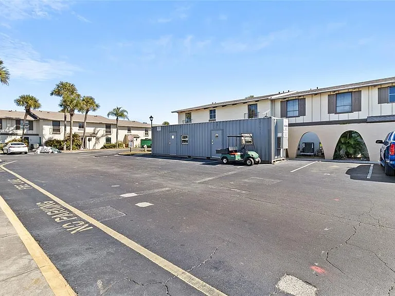 505 Plaza Seville Ct #9 — Photo 29